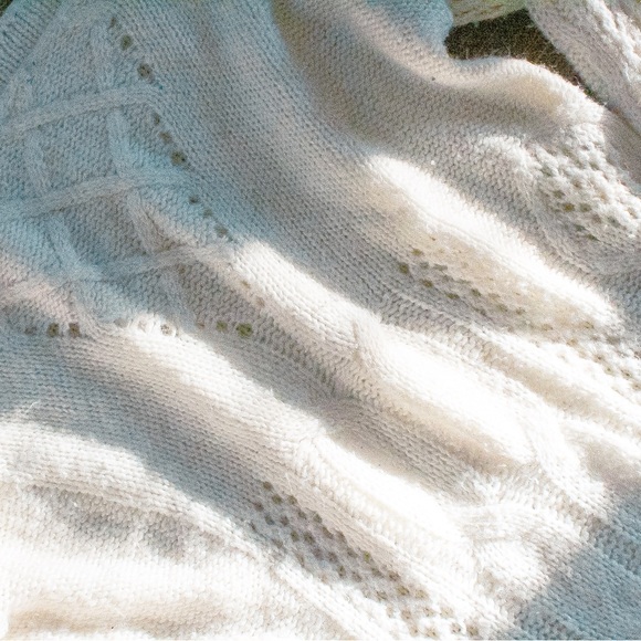 George Knitted Winter Sweater ❄️ - Picture 5 of 5